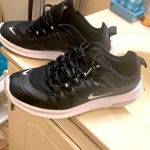 Nike Air Max size 7.5 worn 2x.
